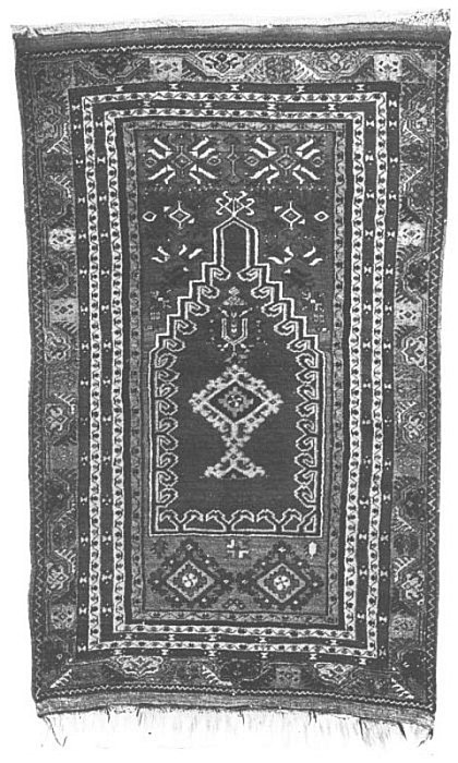 AK HISSAR PRAYER RUG.